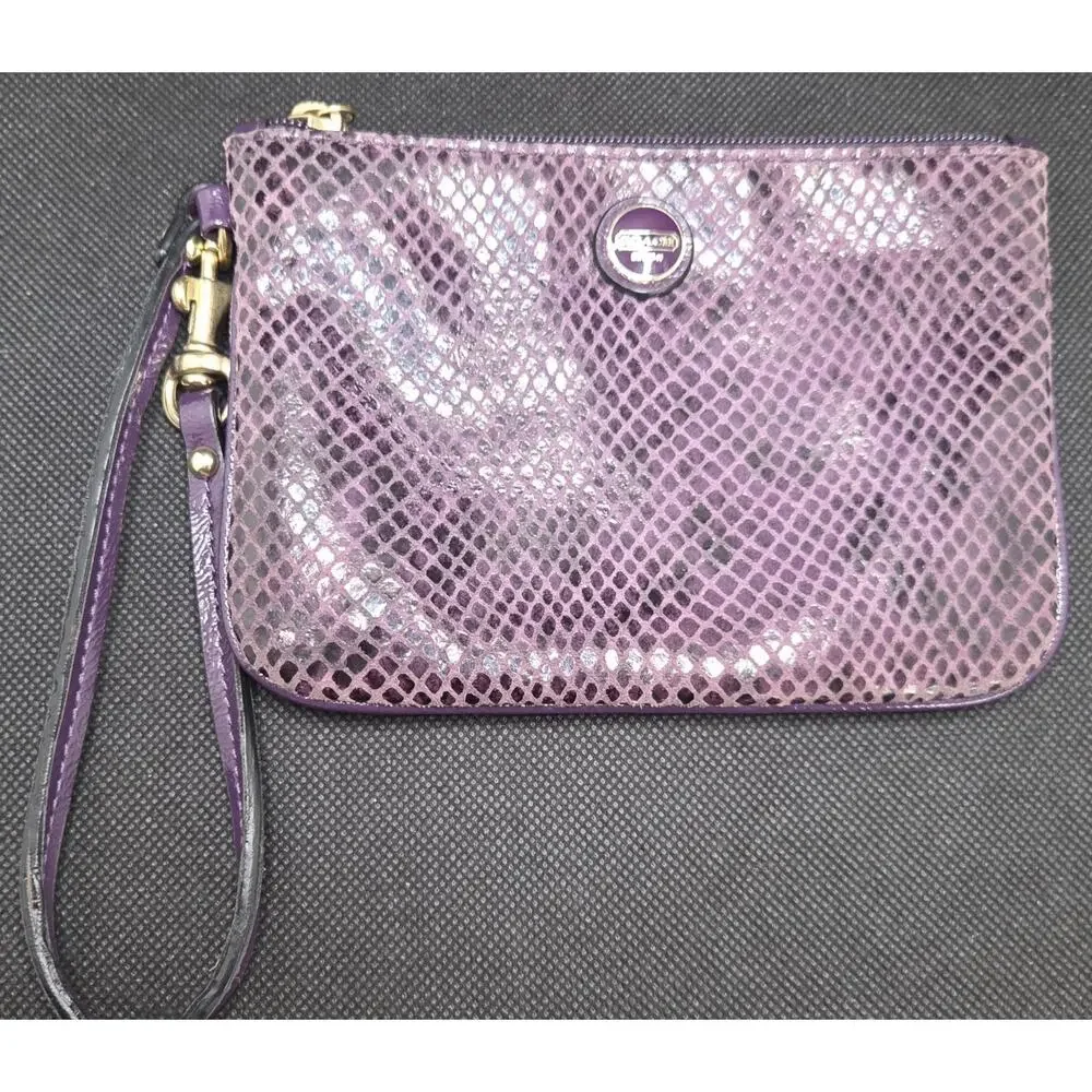Coach Purple Snakeskin Embossed Leather Wristlet Zip Top Gold Tone 6 x 4.25 Inch